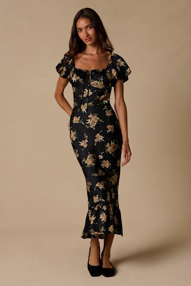 cream dress near me EXCLUSIVE EU Size:38 and a square neckline no-returns:2025-12-22_2025-12-23 Nail Color For Black