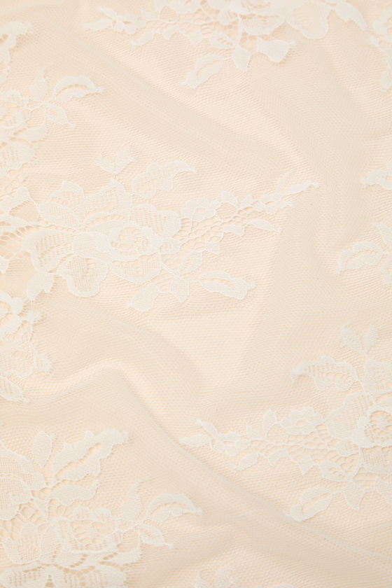 AJ0005L: IVORY 1