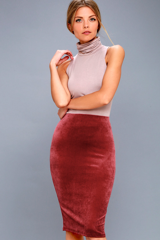red midi bodycon skirt