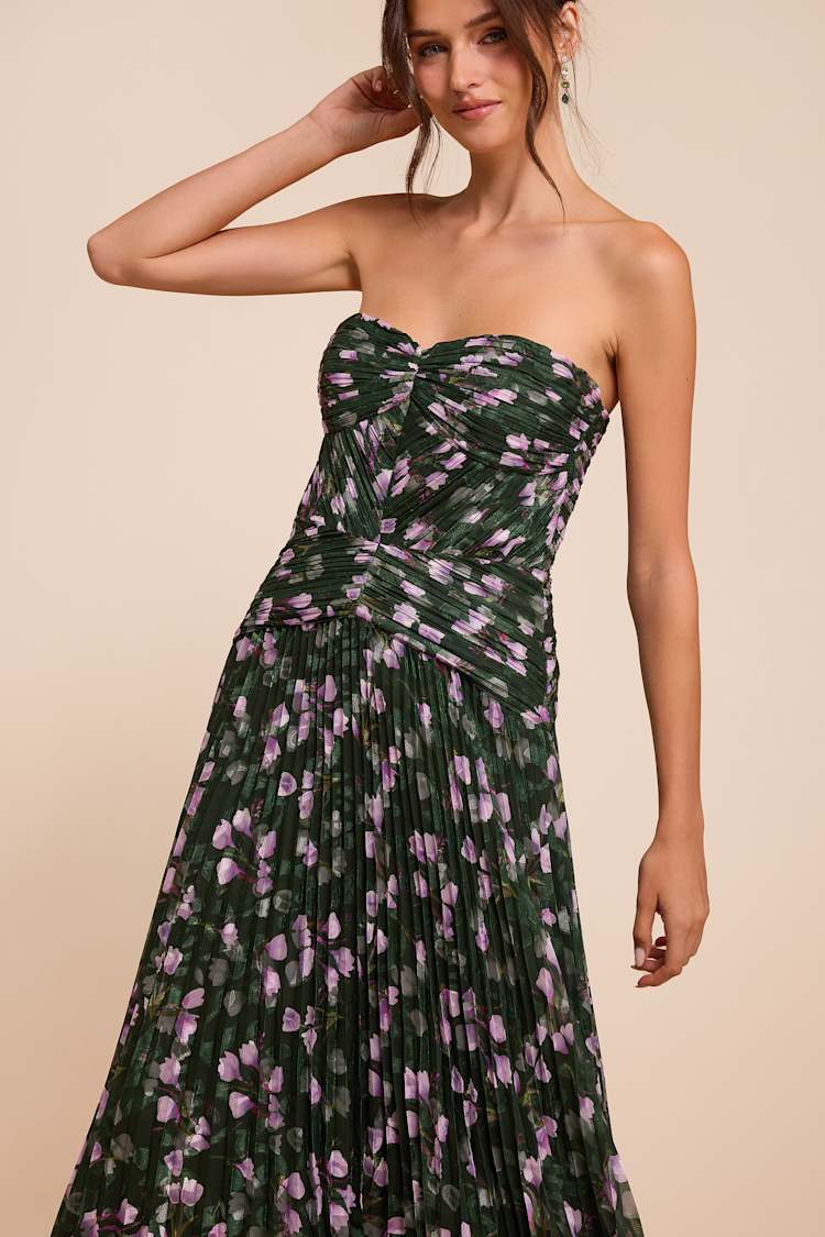dark green floral bridesmaid dresses Pleated Drop Waist Maxi Dress | Womens | X-Large (Available in XS, S, M, L) | 100% Polyester 1x Women Dress Size:XXSP Letajmahal BH RAINEY MINI DRESS -