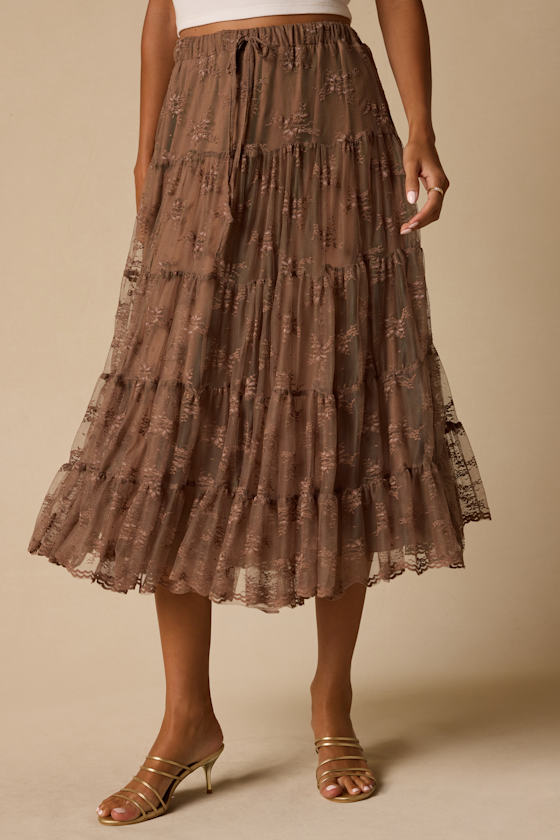 Exceptionally Graceful Tan Lace High-Rise Tiered Midi Skirt 2