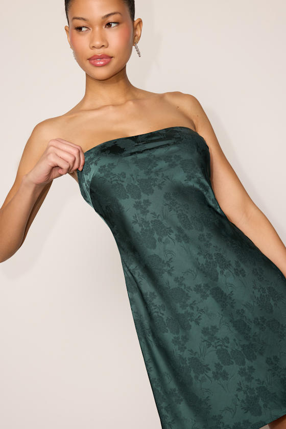 FTD2512038: DARK GREEN 2