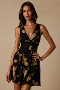 CD35656: BLACK/ GREEN/ ORANGE FLORAL 1