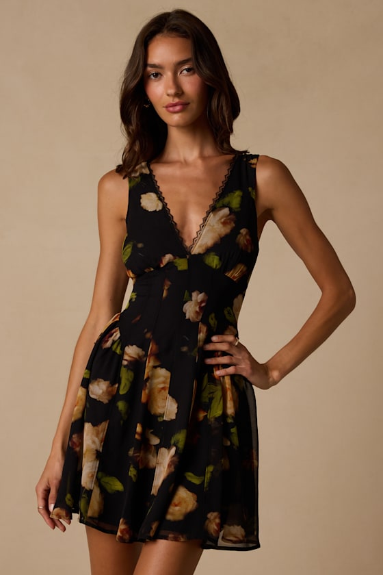 CD35656: BLACK/ GREEN/ ORANGE FLORAL 1