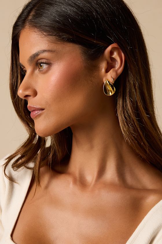 Lidia Gold Teardrop Statement Earrings - thumbnail 3