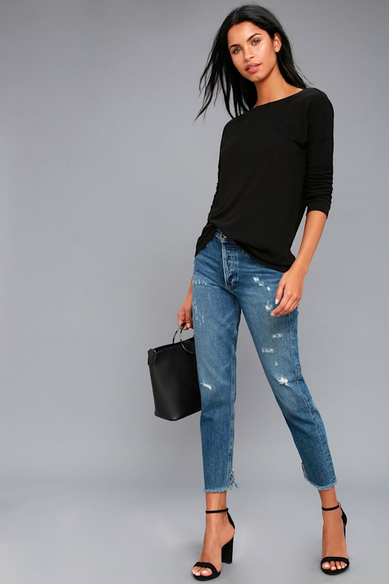 backless black sweater