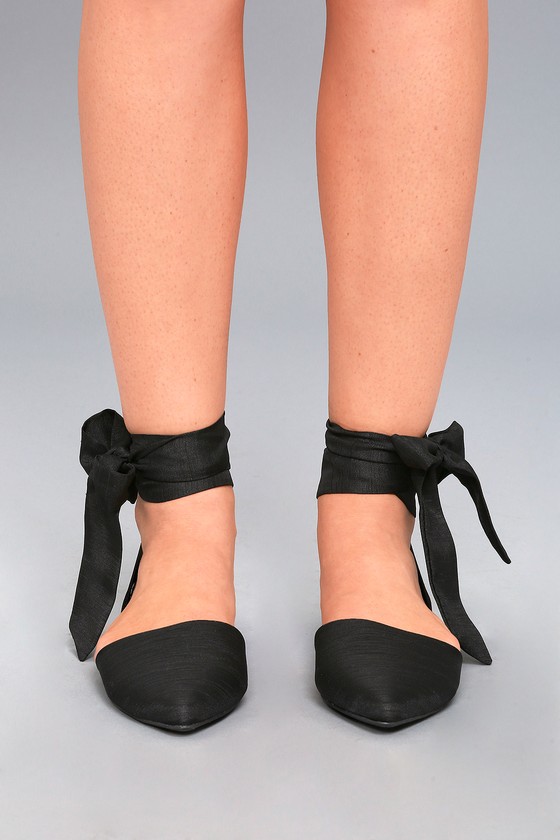 black flat lace
