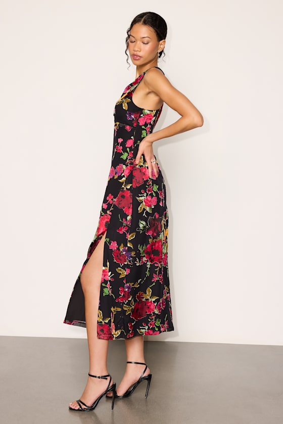 Wrenly Black Floral Burnout Midi Dress - thumbnail 4