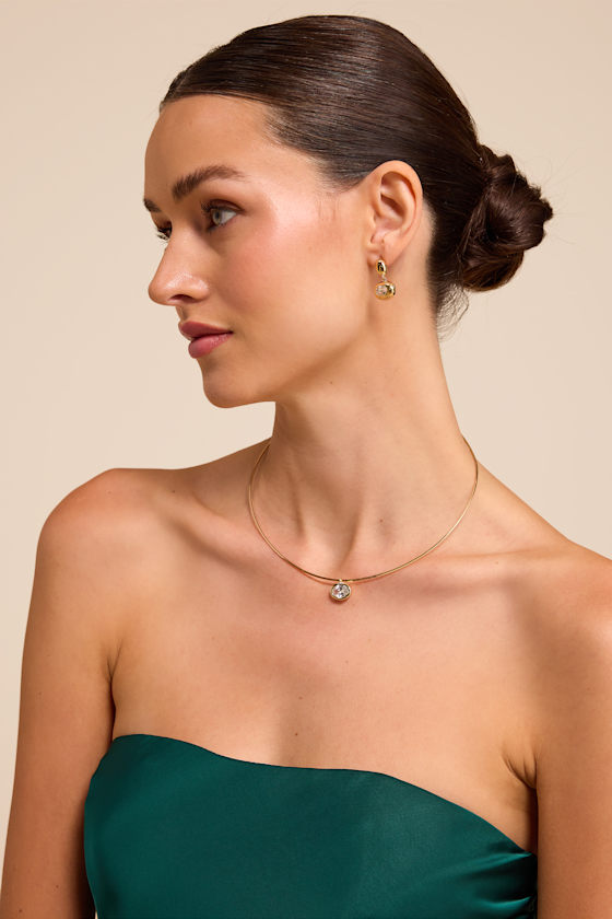 Quinlin Gold Rhinestone Earrings - thumbnail 3