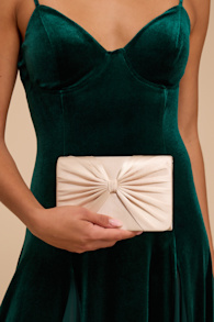 LB-25098: CHAMPAGNE 1