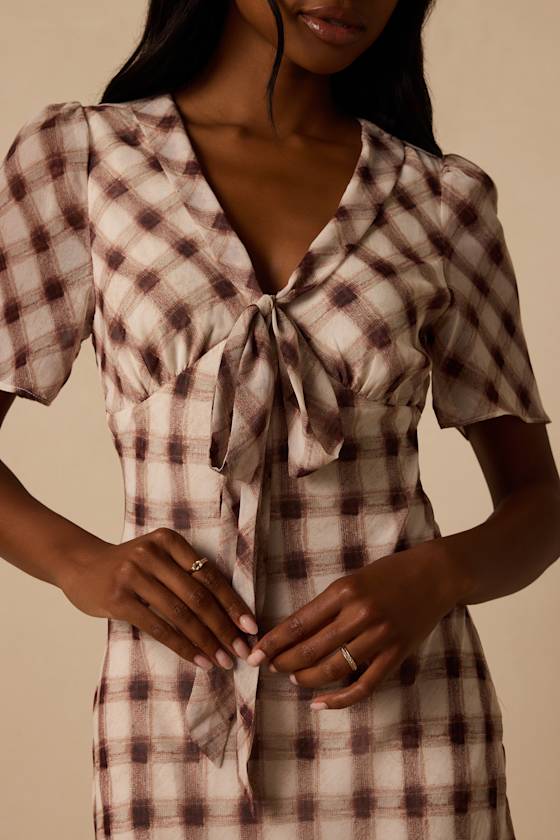 Montebello Brown & Ivory Plaid Maxi Dress - thumbnail 3