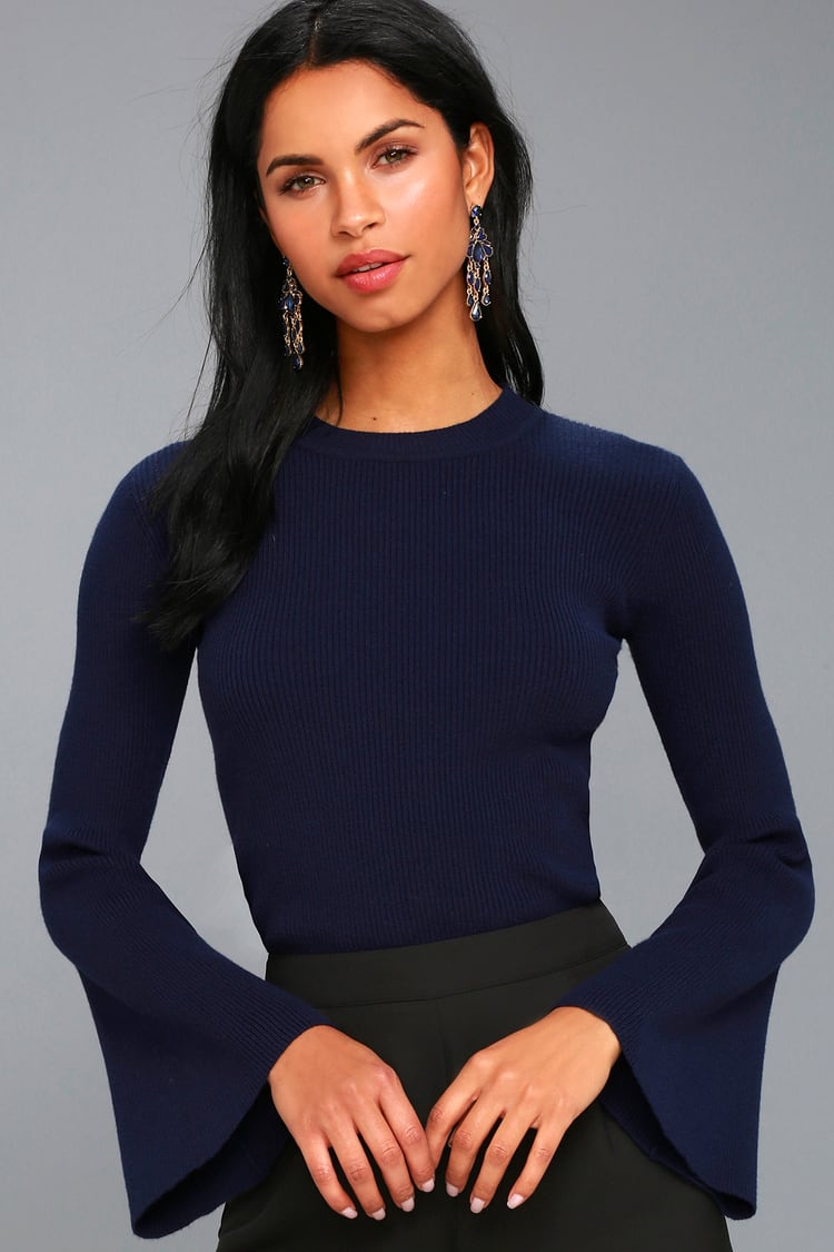 blue sleeve top