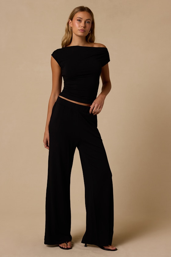 Jessi Black Off-the-Shoulder Top - thumbnail 3