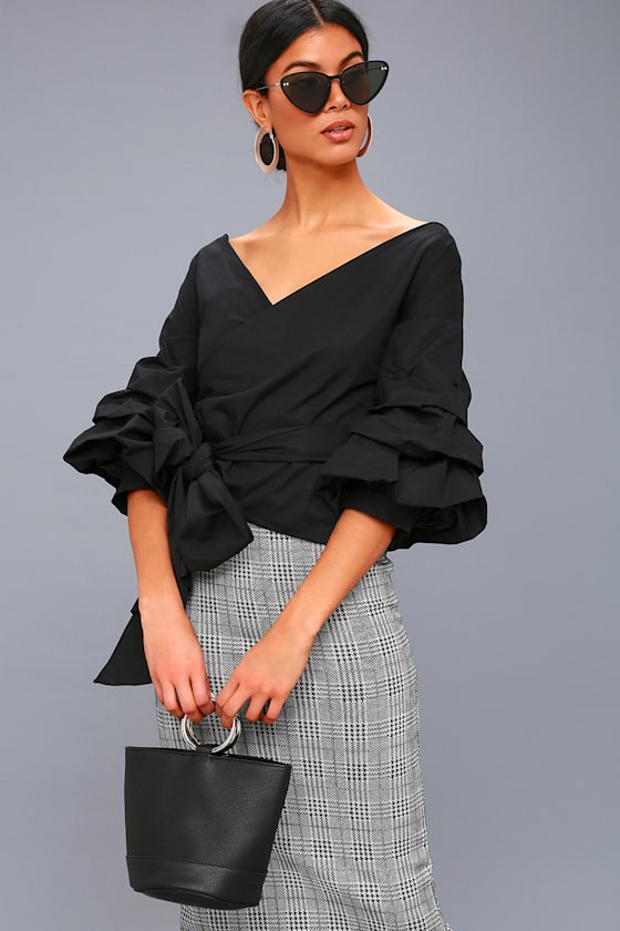 Ring It Around Town Black Mini Bucket Bag 1