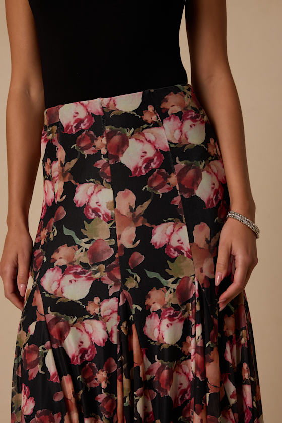 Sookie Black Floral Midi Skirt - thumbnail 4