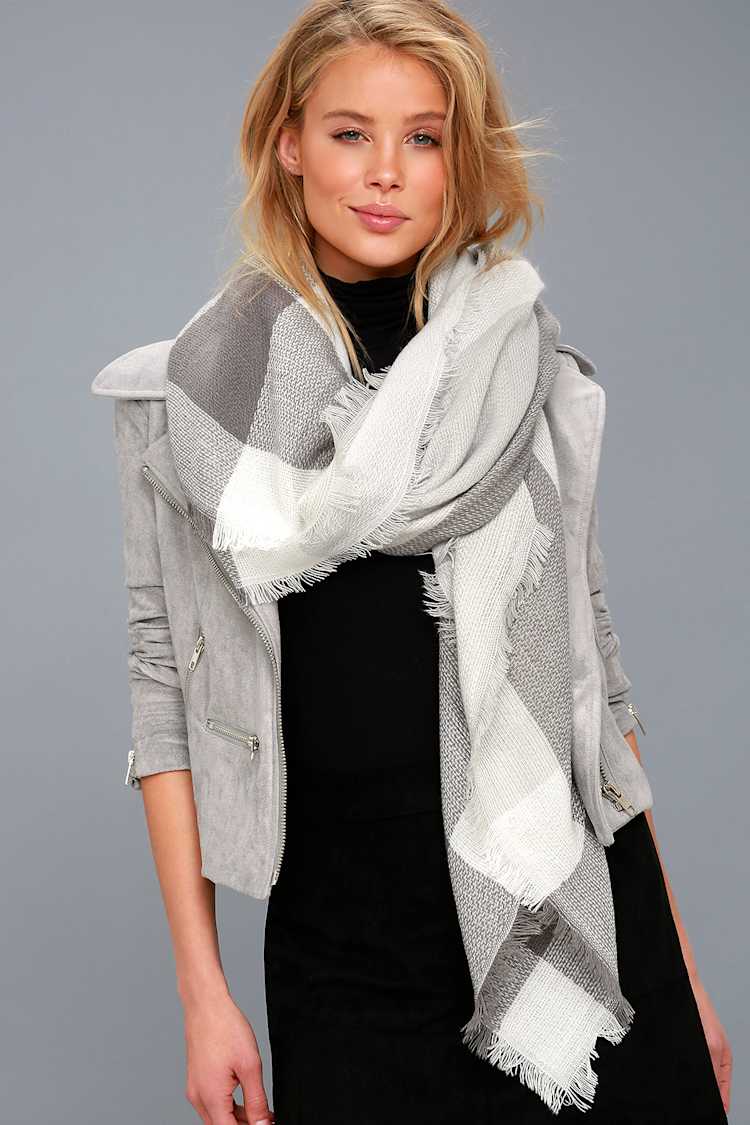gray and white scarf