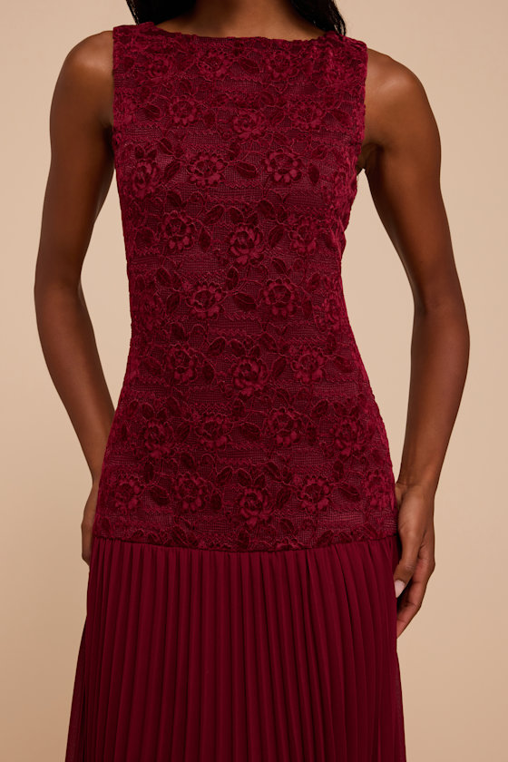 CD10868: BURGUNDY 2