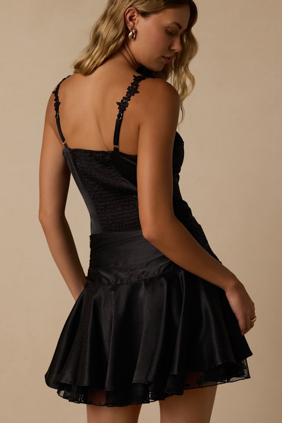 Britt Black Satin Lace Mini Skirt - thumbnail 2