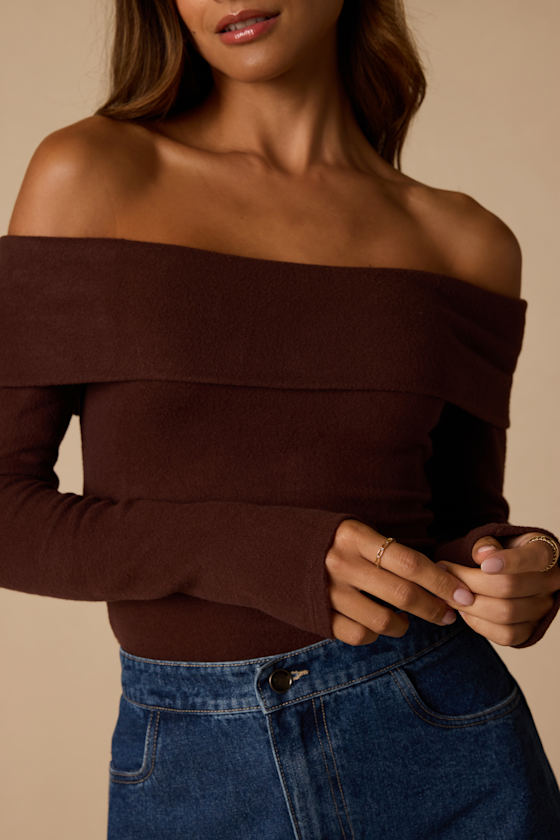 Sabriel Brown Off-the-Shoulder Long Sleeve Top 2
