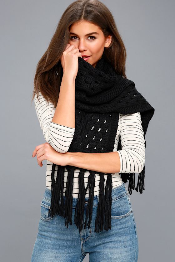Bae Area Black Knit Scarf 3