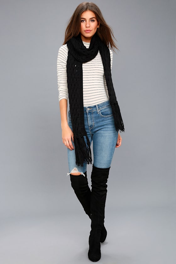 Bae Area Black Knit Scarf 2