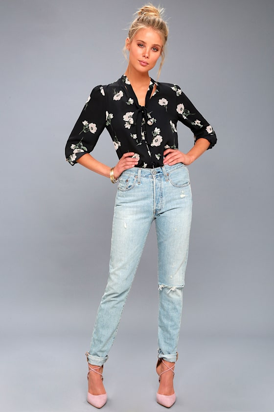 On the Spot Black Floral Print Button-Up Top 2