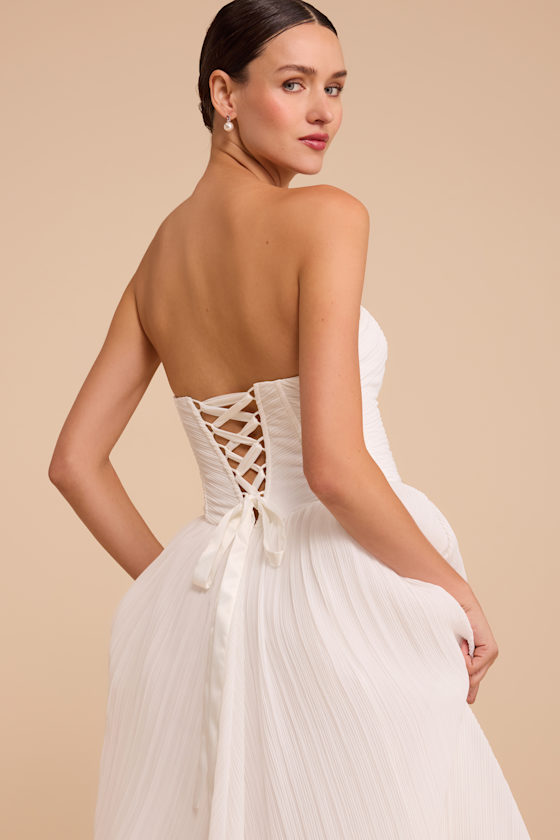 LL26042528: WHITE/WHITE 2