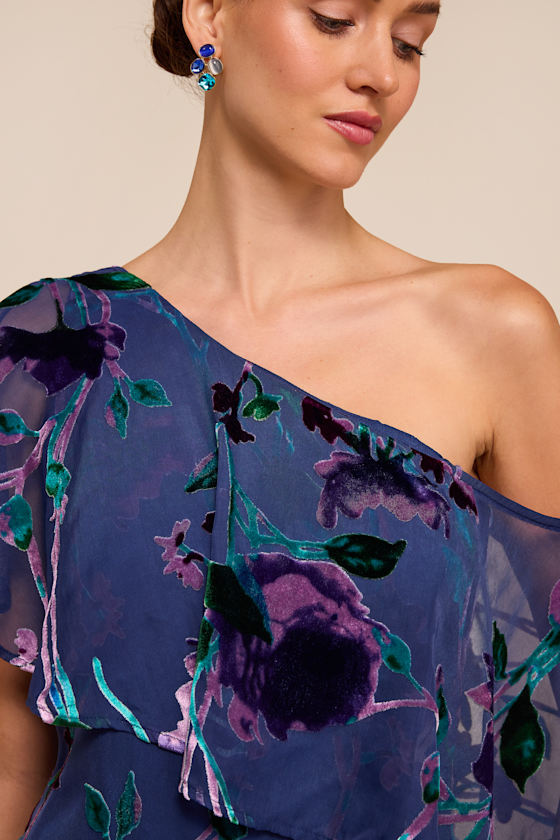 Vero Blue Floral Burnout Cape Midi Dress - thumbnail 5
