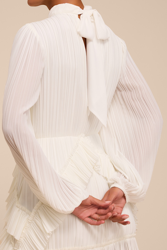 Alvana White Plisse Long Sleeve Mini Dress - thumbnail 4