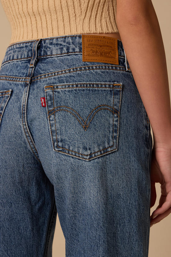 Low Straight Medium Wash Women's Jeans - thumbnail 3