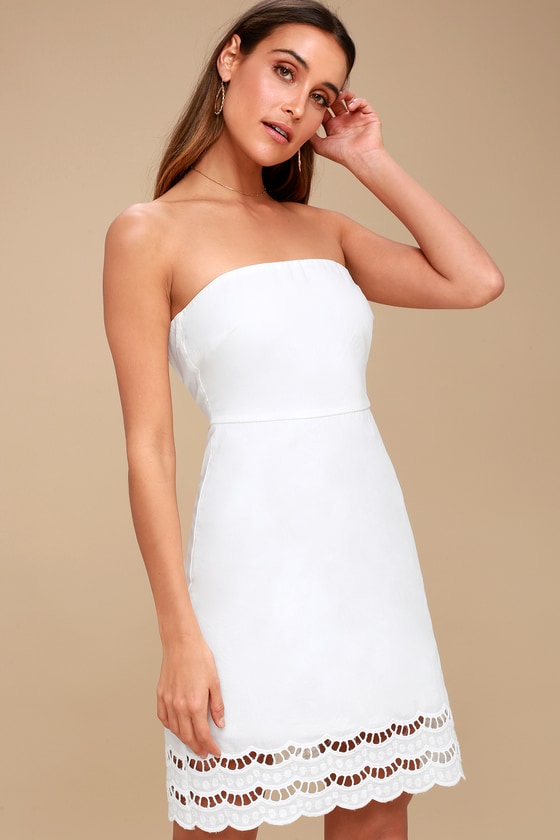 Sunny Sweetheart White Lace Strapless Dress