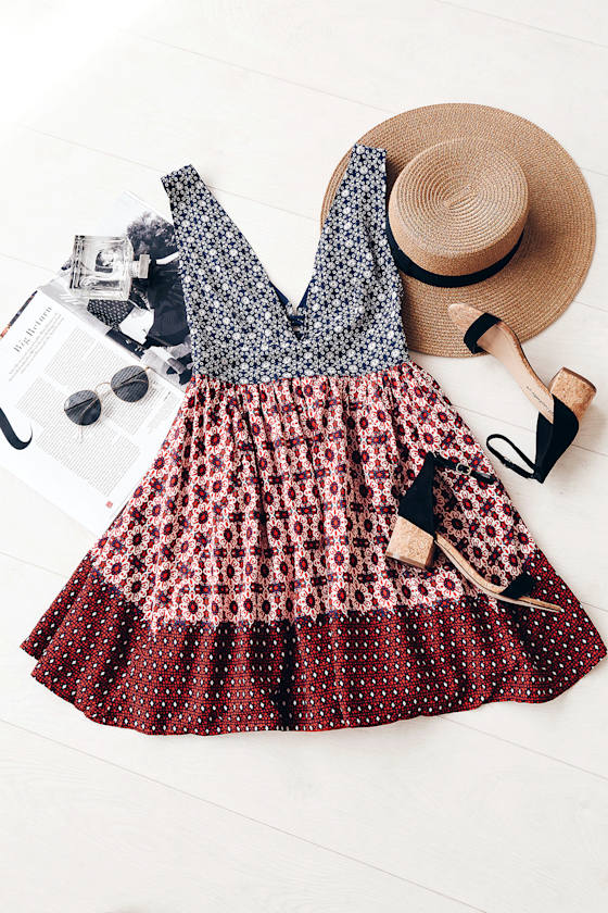 la vie en roses navy blue and red floral print dress