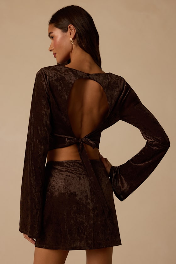 I26S2385: BROWN 2