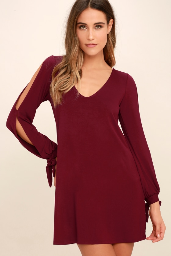 red shift dress with sleeves