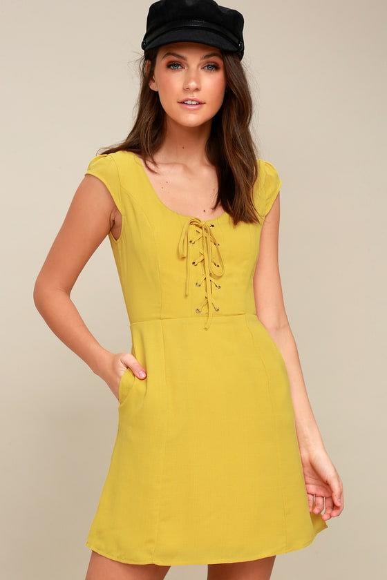 lulus mustard yellow dress