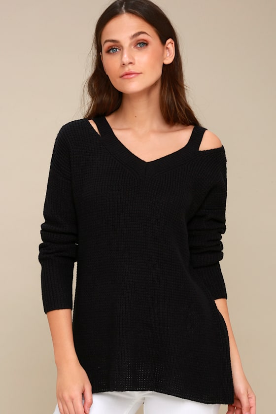 Chic And Cozy Knit Sweater in Black