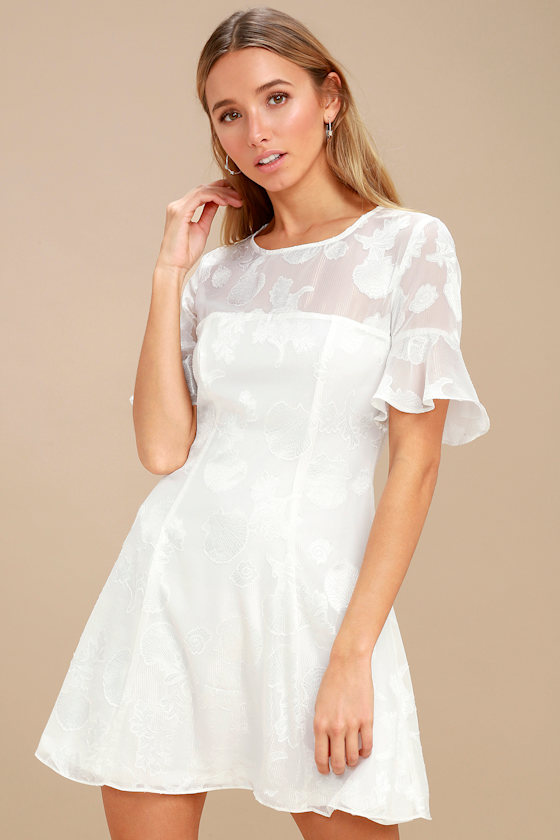 Luminous Love White Shell Print Flounce Sleeve Dress 3
