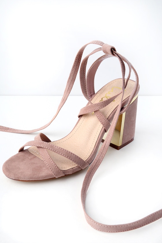 mauve pointed heels