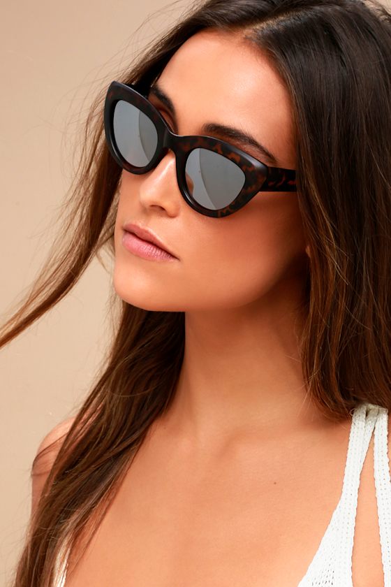Mame Kurogouchi CAT EYE SUNGLASSES ブラウン Miu Miu Tortoiseshell Cats Eye Sunglasses at 3bc Vintage Shop