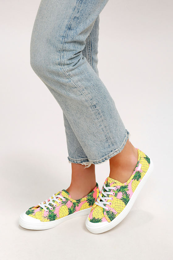 Chowchow Pink Sneakers 1