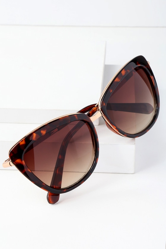 LuLus Dawn Delight Tortoise Sunglasses