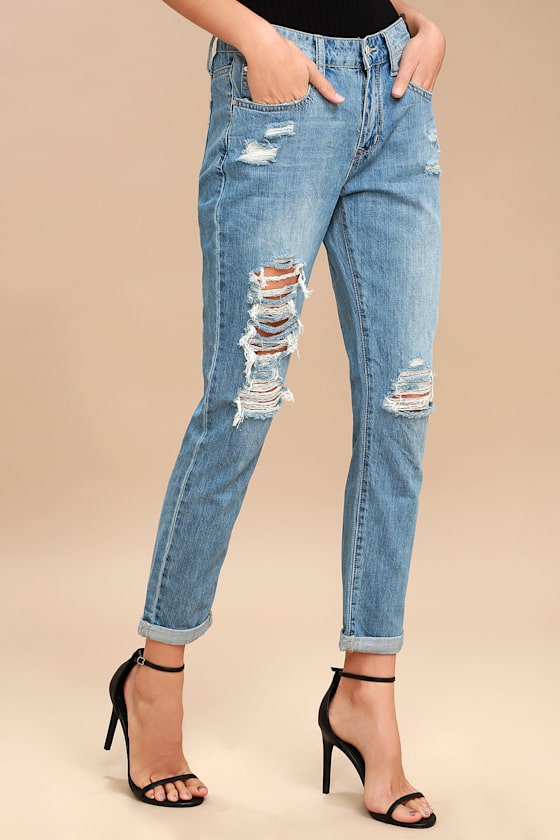 Griffith Park Medium Wash Distressed Boyfriend Jeans 6