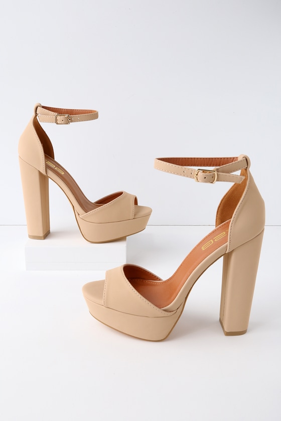 nude heels wide