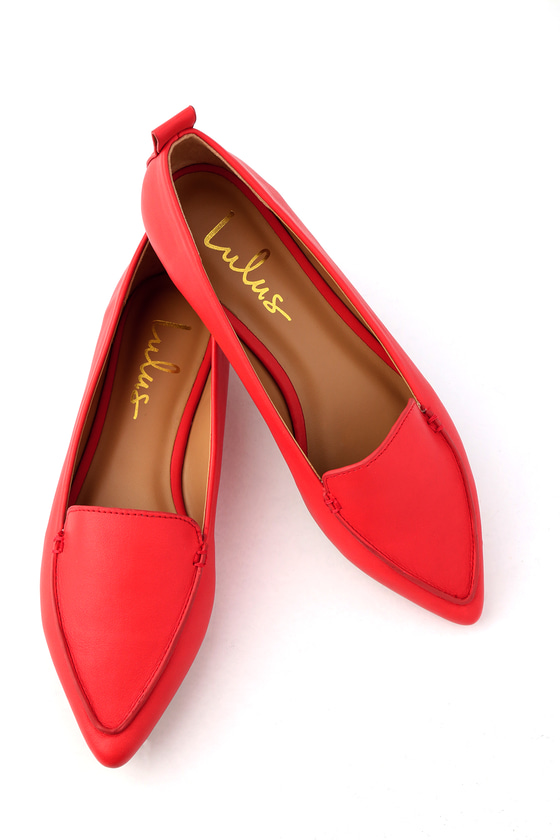 red pointed loafers