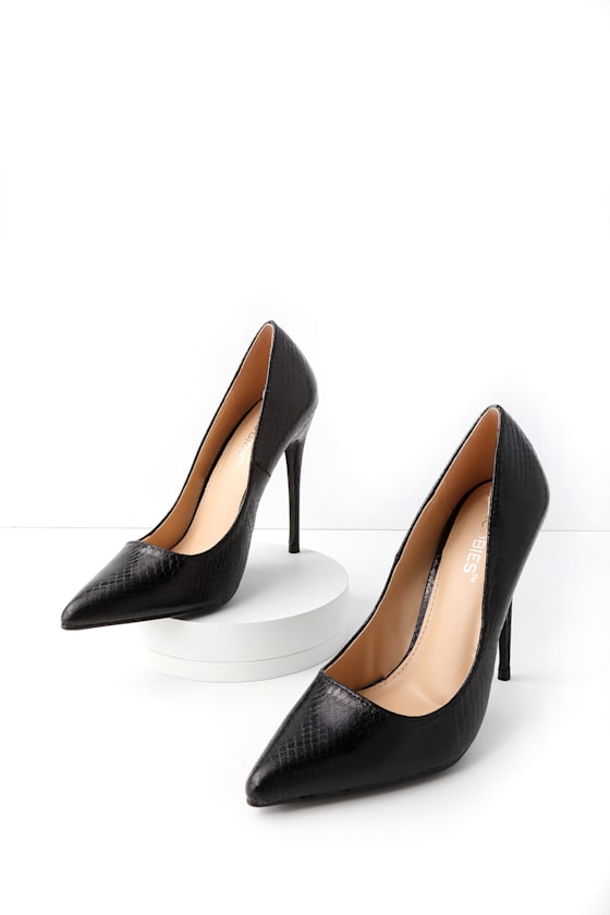 Baird Black Snake Pointed Pumps 3