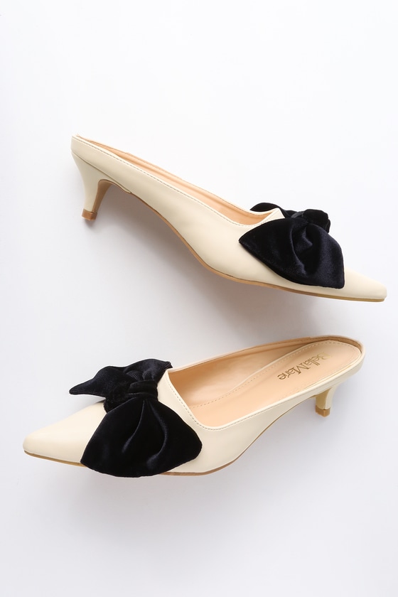 tan pointed mules