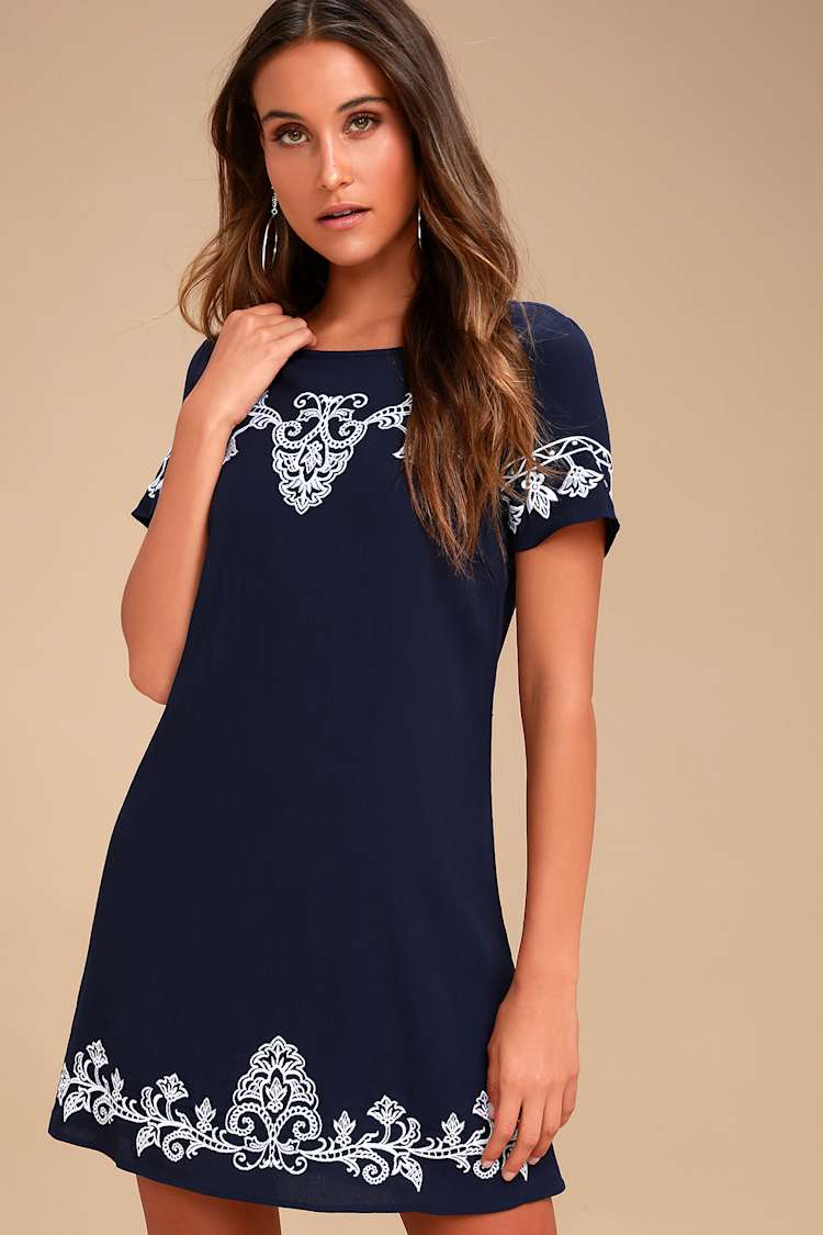 tale to tell blue and ivory embroidered shift dress Rails | Fawn Dress - White Blue Embroidery | Premium Cotton | Size XXS main image 0