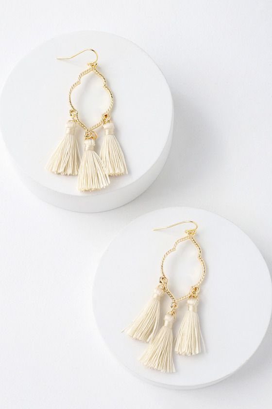 Mailie Ivory and Gold Tassel Earrings 1