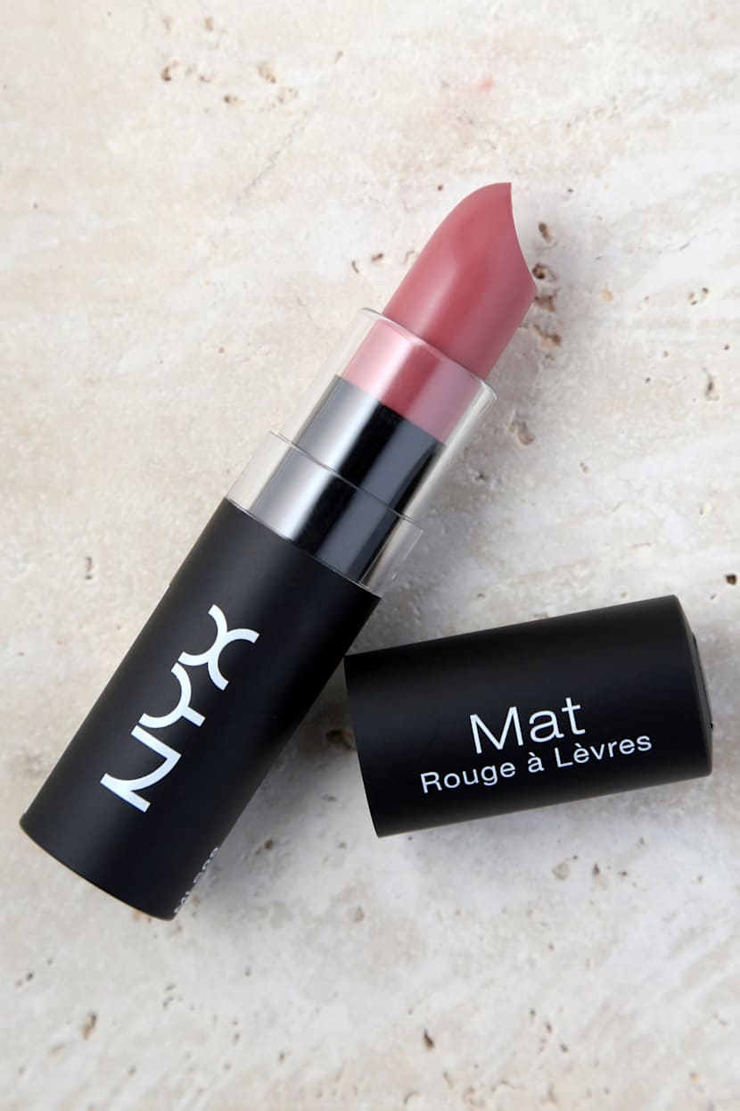 Nyx Mauve Lipstick