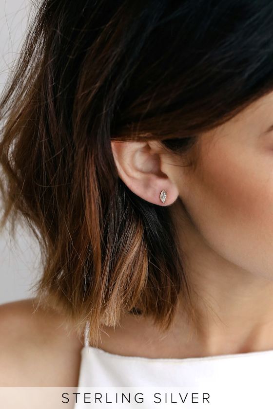 Simple Love Gold Rhinestone Earrings 4